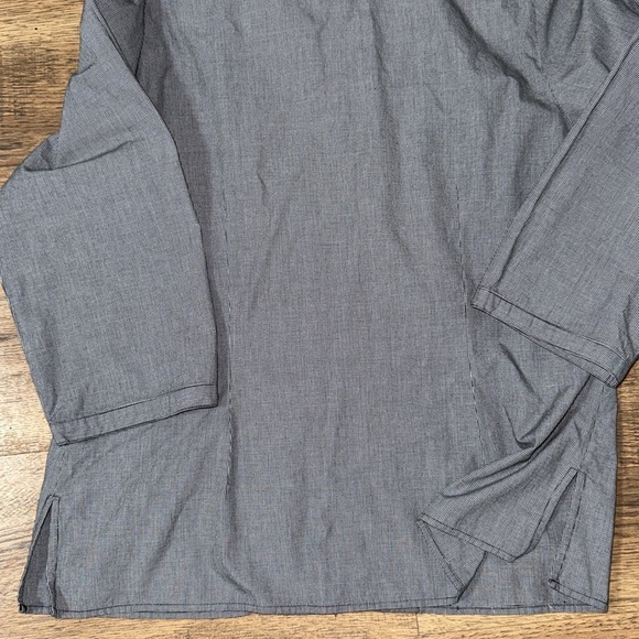 e-col-o-gie Gray Embroidered Button-Up Blouse - Picture 9 of 9